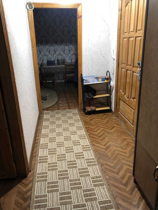 Продаётся 2-ком. квартира в 4 микрорайоне