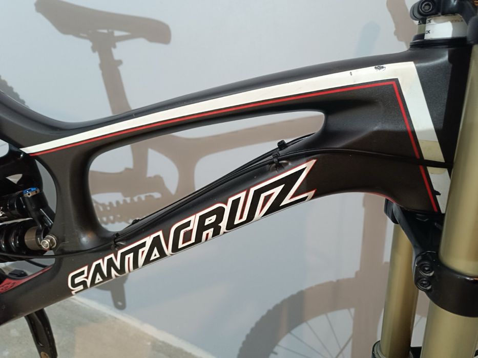 Santa Cruz V10 – RockShox BoXXer