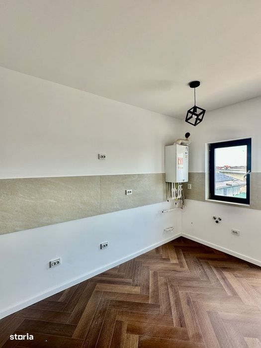 Apartament cu gradina, 2 camere+mansarda locuibilă 2 locuri, parcare