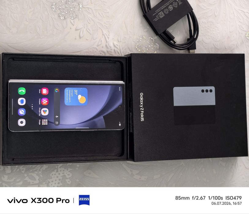 Fold5 256gb 99% маленький экран