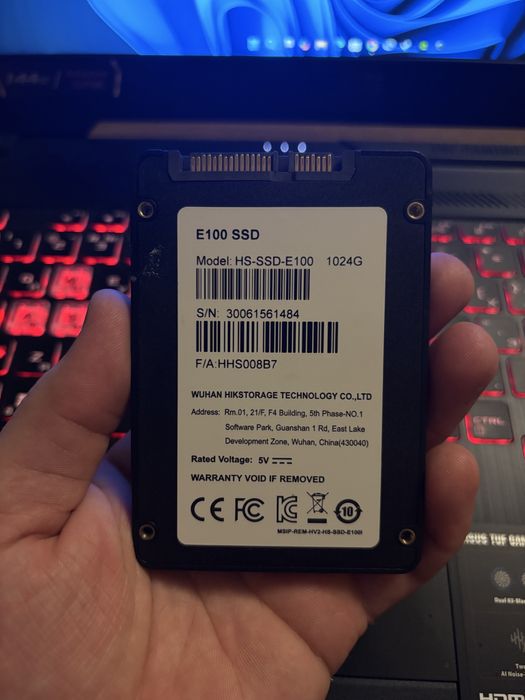 Почти новый ssd 1024