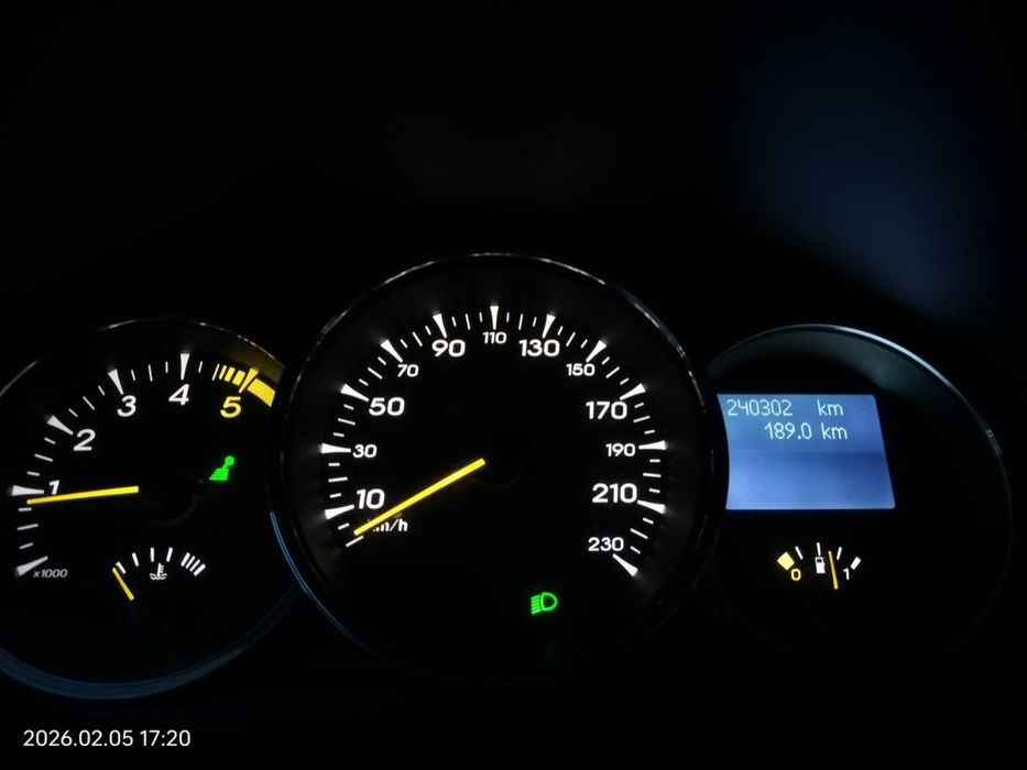 Renault Fluence 2010  1.5dci