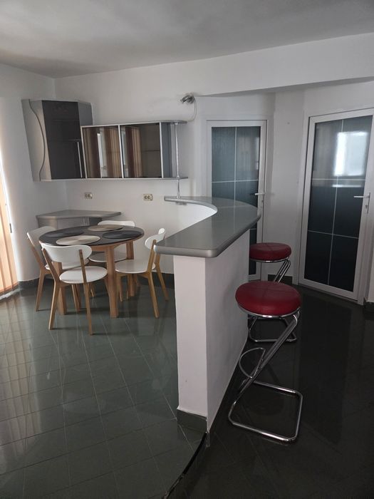 Proprietar închiriez apartament cu 2camere decomandate