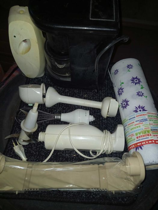 Домакински машини кафеварка плюс други уреди