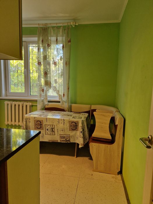 сдается 4-комн квартира