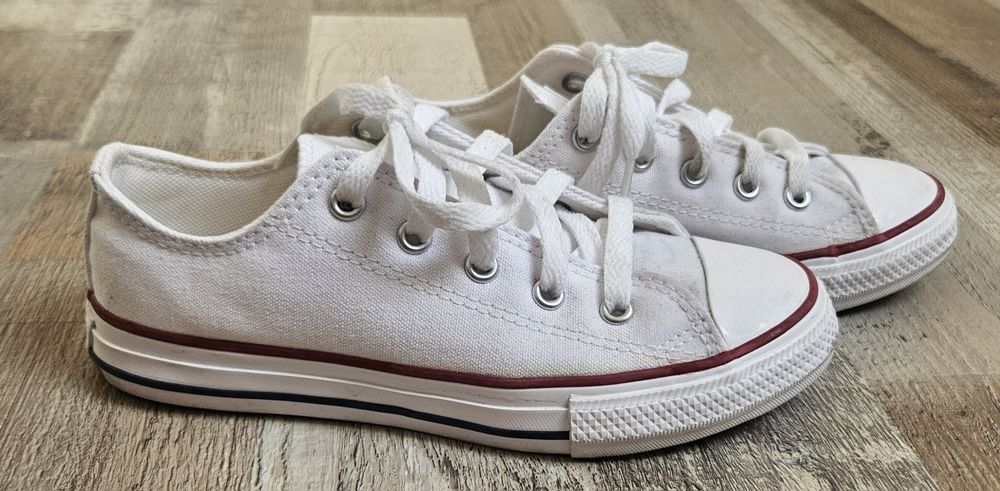 Converse marimea 32
