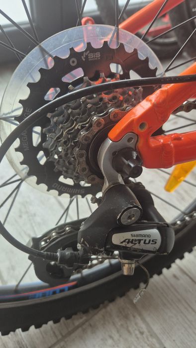 Bicicleta Cube Race Series 24