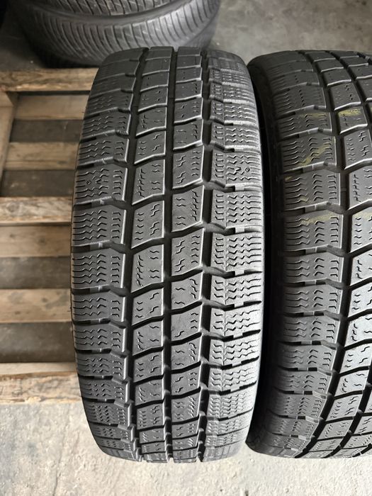 2 anvelope iarna 215/65/16 C , Vredestein , DOT 2022 !