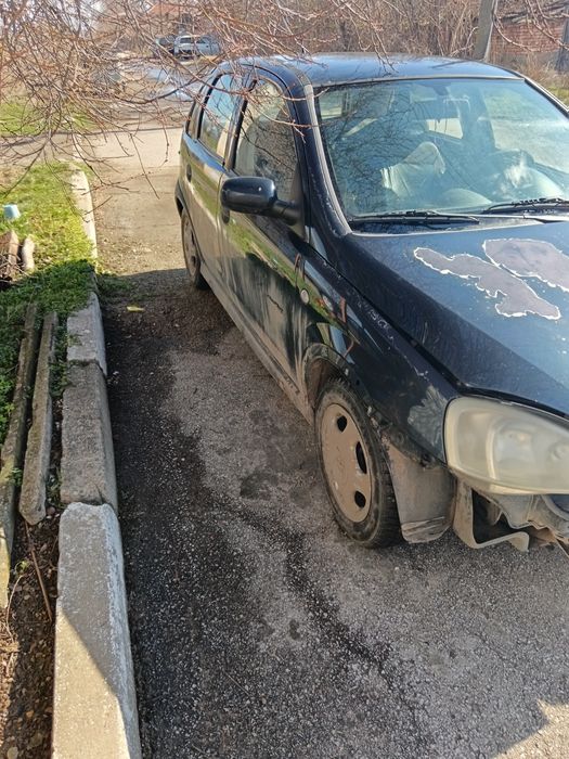 Опел Корса 1.2бензин