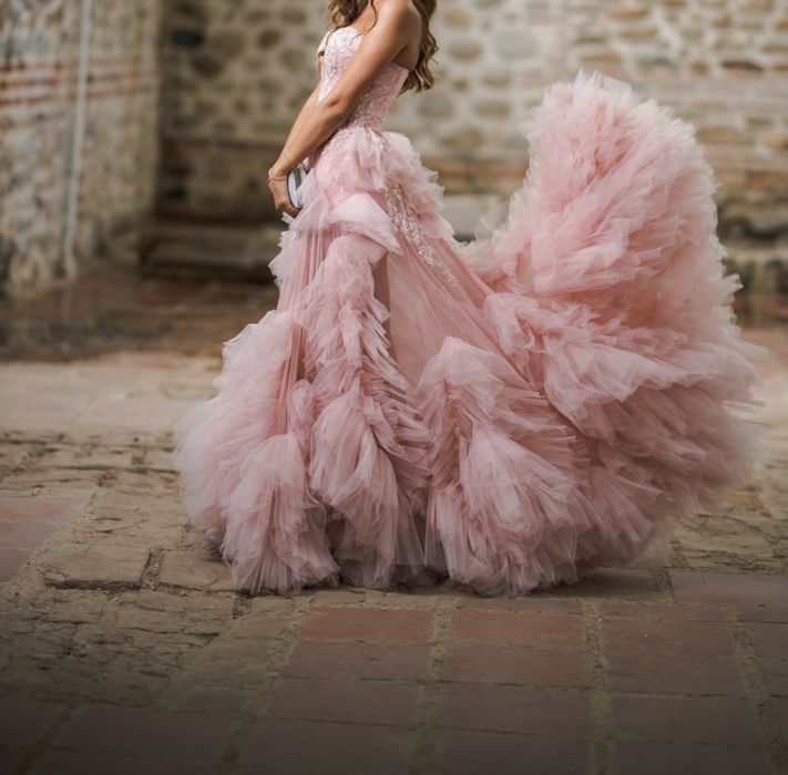 Абитуриенска рокля на Стоян Радичев