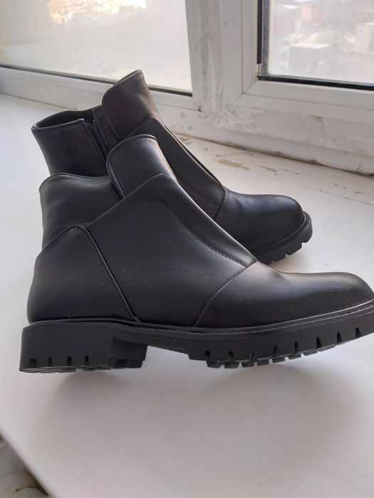 Ботинки женские на весну