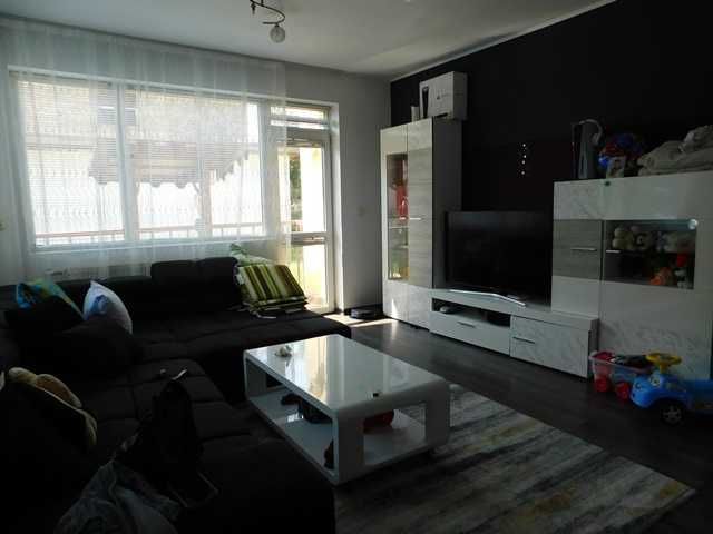 Продава се Къща в Търговище, Център - 344 кв.м за 567 €/кв.м - Снимка #6