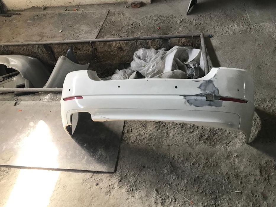 BMW продаётся бампер задний