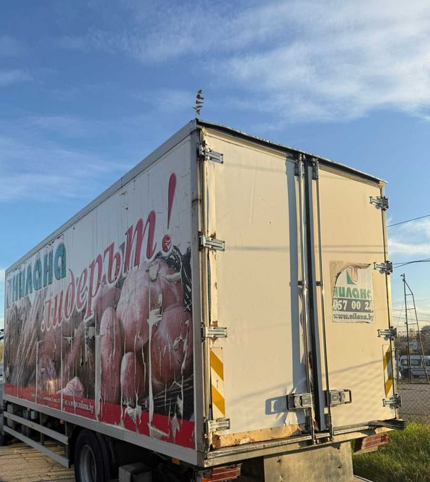 Хладилен термоизолиран фургон 7.60.на.2.60