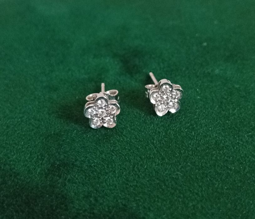 Cercei din aur 18Kt cu diamante