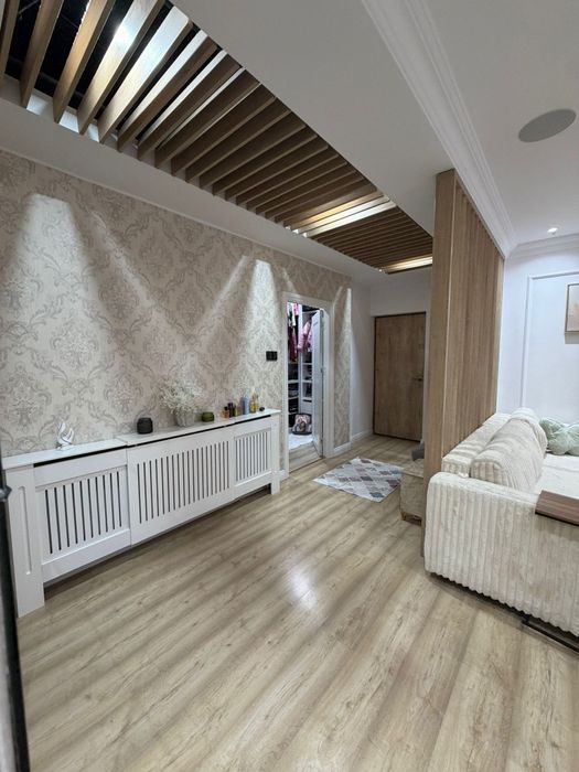 Apartament  3 camere