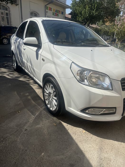 Nexia 3 avtomat 1 qol haydalgan 124 km yurgan moshina sveji barakali