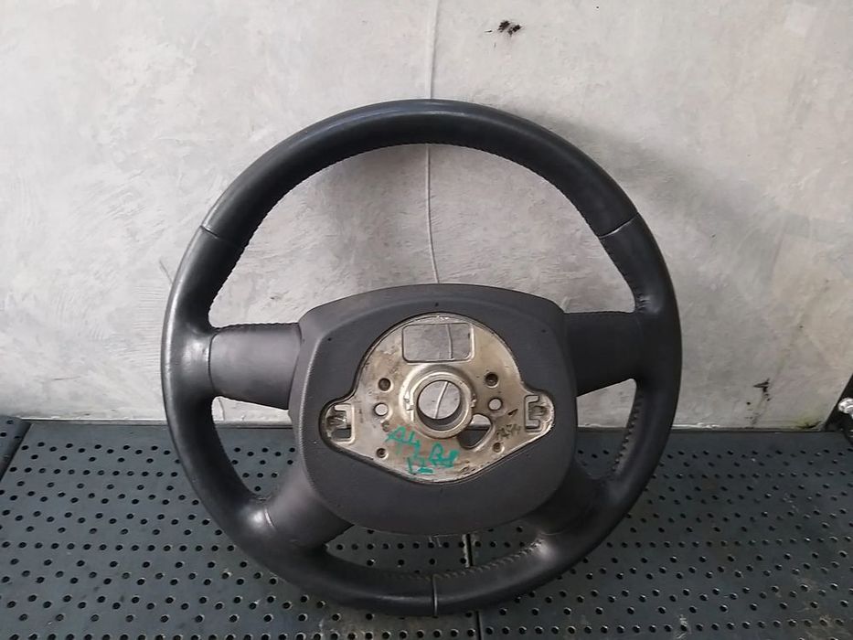 Volan piele in 4 spite cu comenzi audi a4 b8 8k berlina 4l0419091ac 360569404 62479000a 62479180a