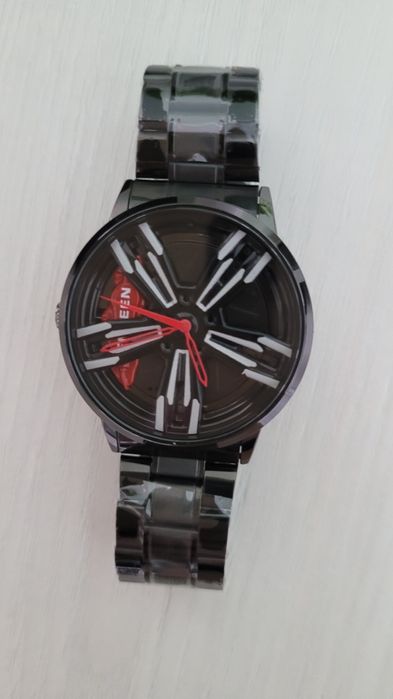 Часы мужские стильные