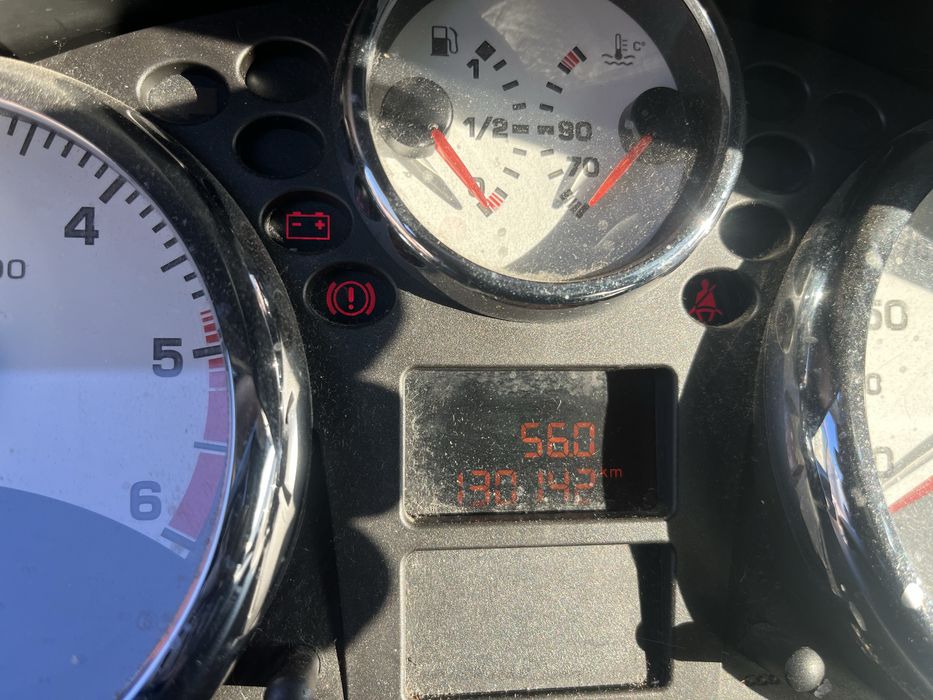 Dezmembrez Peugeot 207 1.6 diesel 2006-2010