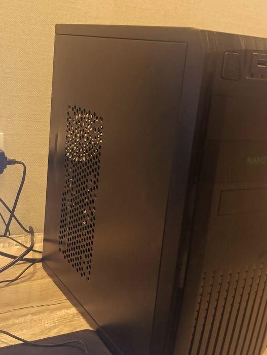 Готовый офисный ПК — SSD 128 ГБ, 8 ГБ ОЗУ, Wi-Fi, Windows 10