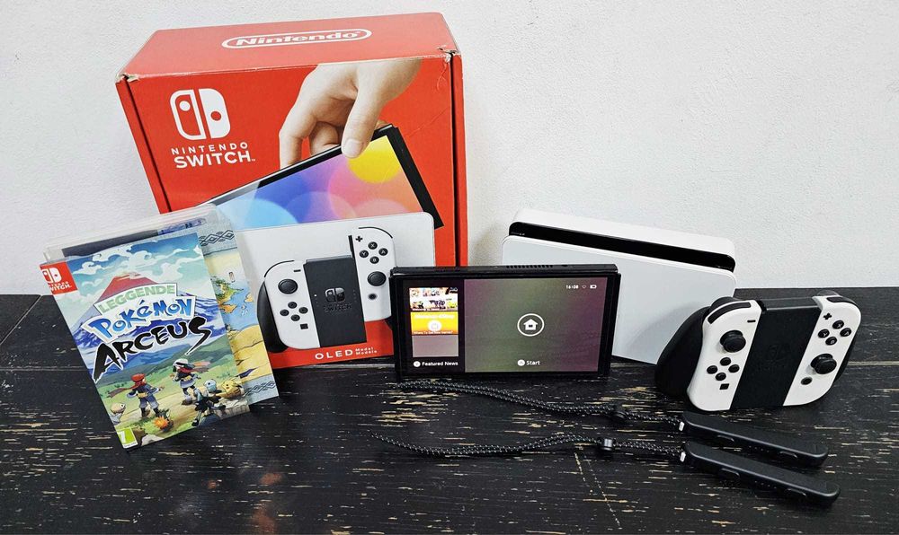 Consola NINTENDO Switch OLED White + Everybody 1-2-Switch Zeus Amanet 71427