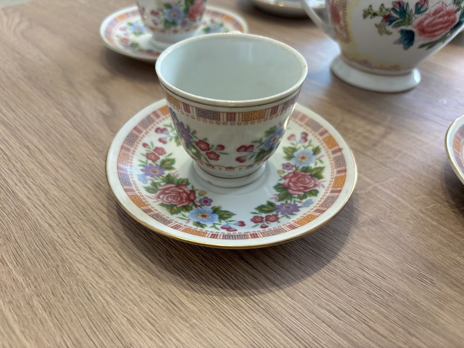 Set 6 cesti cu farfurioare si bol zahar portelan China