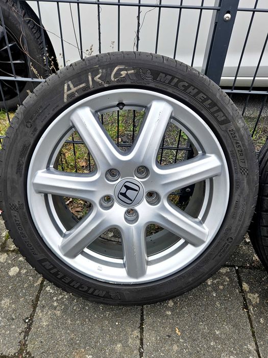 Оригинални лети джанти 17" 5х114,3 Хонда