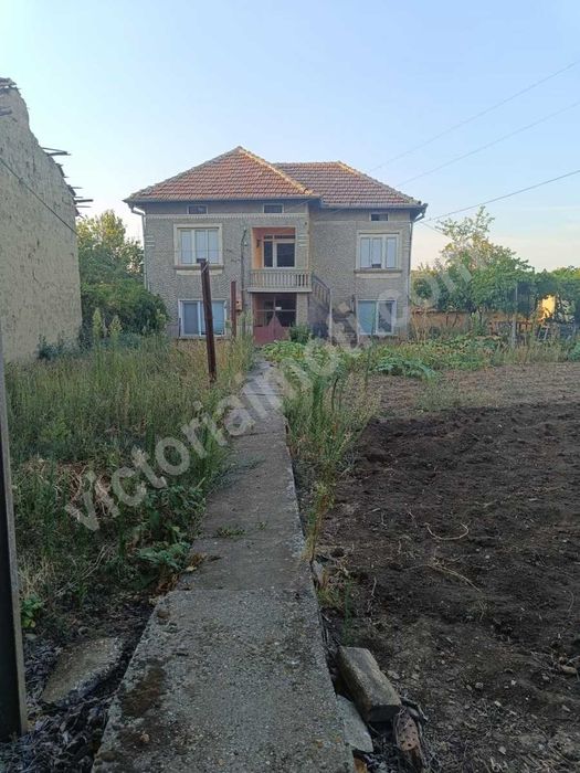 Продава се Къща в с. Караисен, Област Велико Търново - 100 кв.м за 250 €/кв.м - Снимка #1