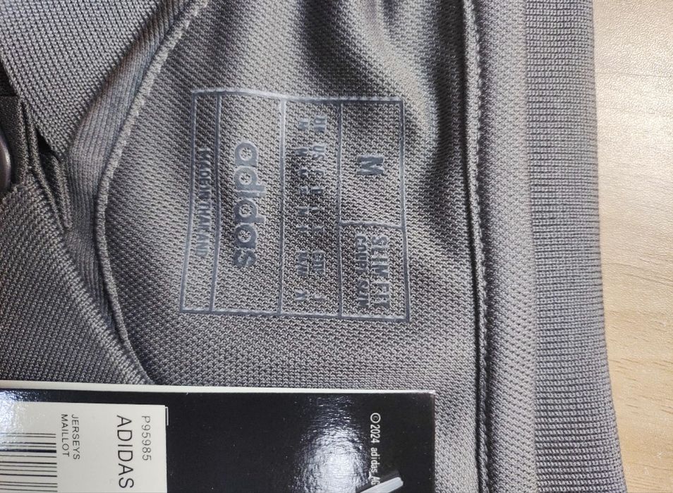 tricou Real Madrid marimea M