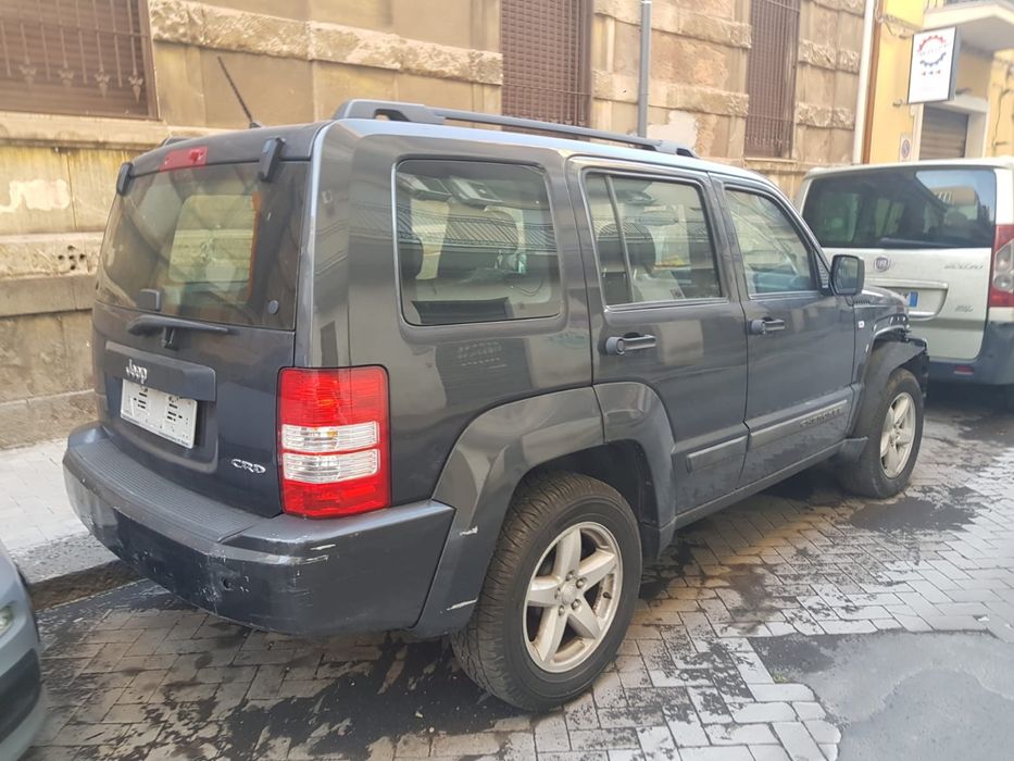 Jeep Cherokee За Части-2,8crd