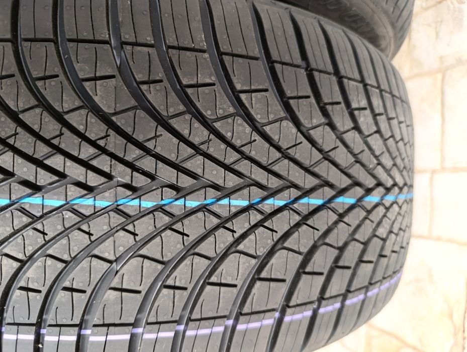 Нови гуми Dunlop 225/40/18 All season 2,БОРД