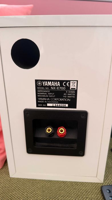 MusicCast Yamaha WXA-50 WIFI + boxe Yamaha, totul este impecabil atat aspect cat si functional