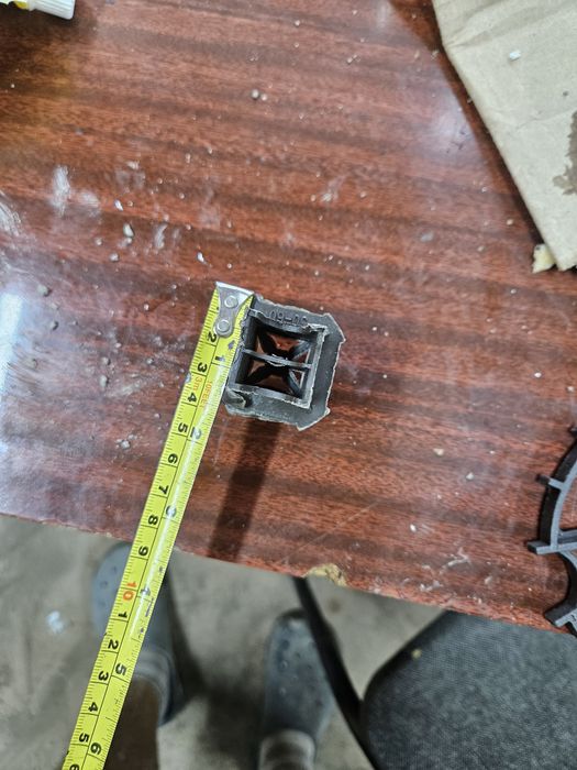 Фиксатор для арматуры для бетона