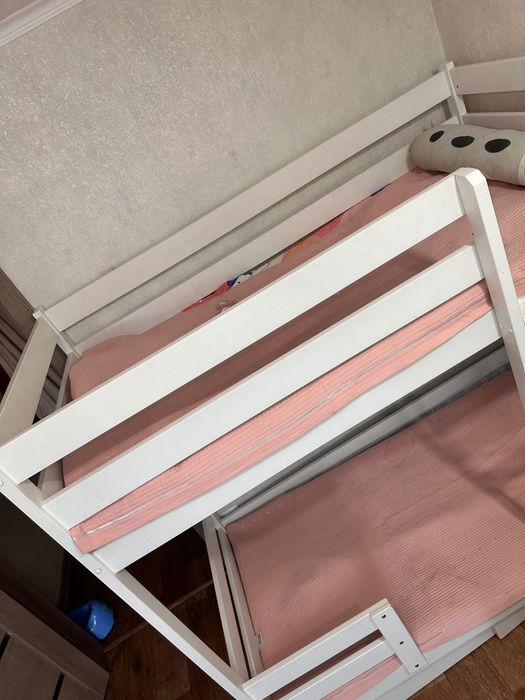 Продам двухъярусный кровать