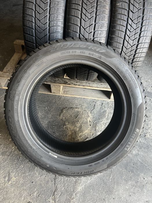 4 anvelope iarna 225/50/17 Pirelli Runflat DOT 2024!