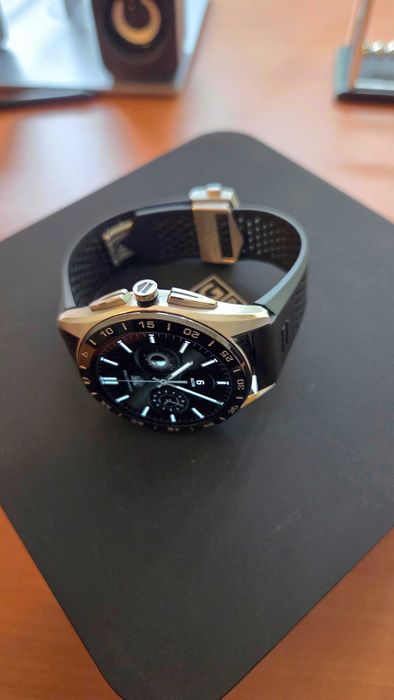 TAG HEUER Connected E4, 45мм