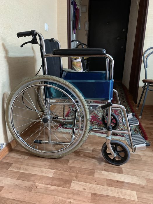 Инвалидная  коляска