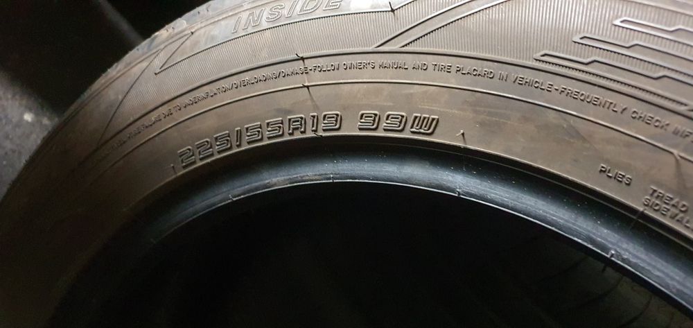 Гуми 2бр 225/55/19 -1 бр - 99лв