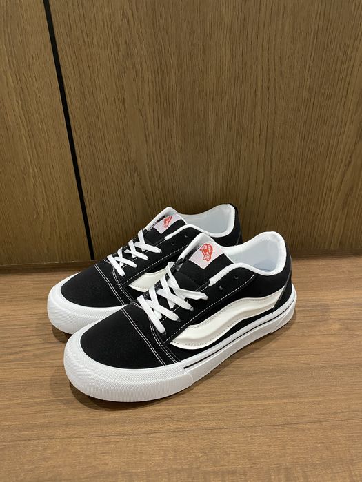 Кроссовки ванс