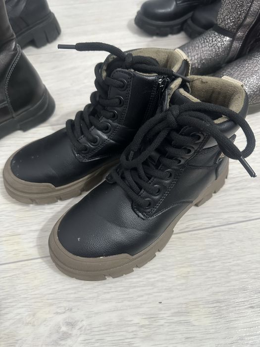 Срочно продам детскую обувь.