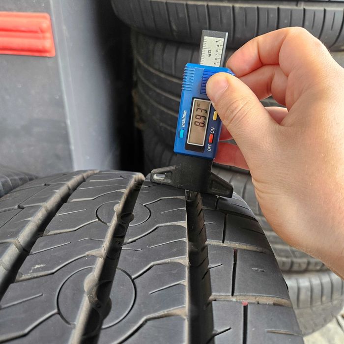 2 летни бусови гуми 195/70R15C Semperit Van-Life 2 104/102S DOT4922