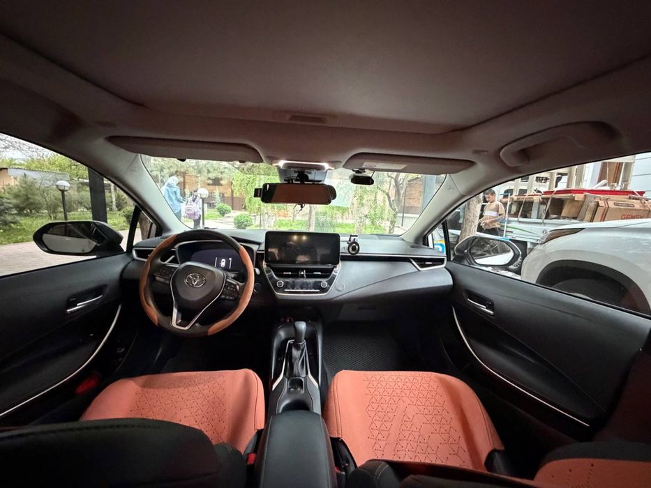 Toyota Levin Hybrid 1.8 (2023–2024)