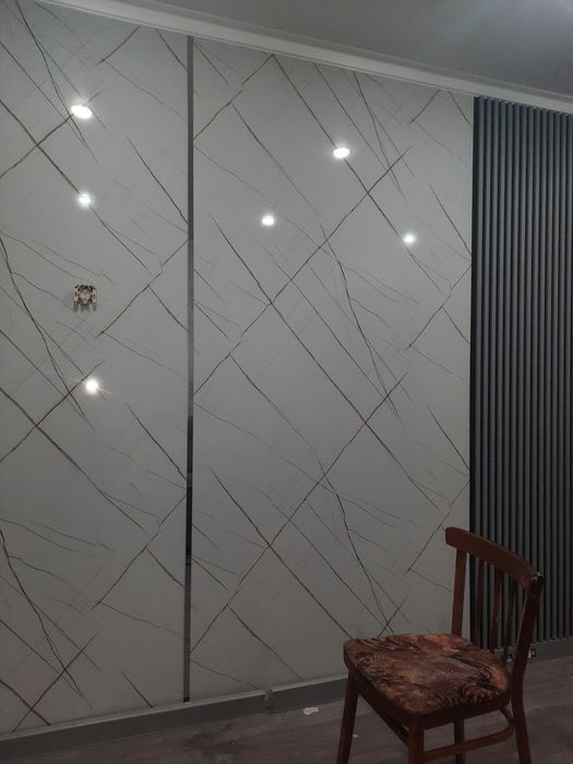 Клеим обои,галтели,выравнивание стен потолков