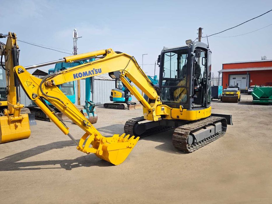 Мини Экскаватор Коматсу