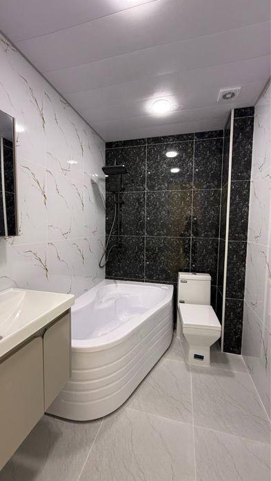 Продается 4 ком. Квартира на 2 этаже площадью 99 кв.м. В Вокзале