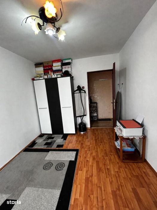 Apartament 4 camere, 87 mp utili, etaj 1, Zona Semilina
