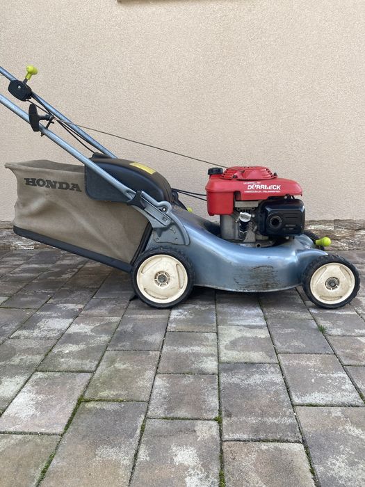 Masina iarba - gazon Honda