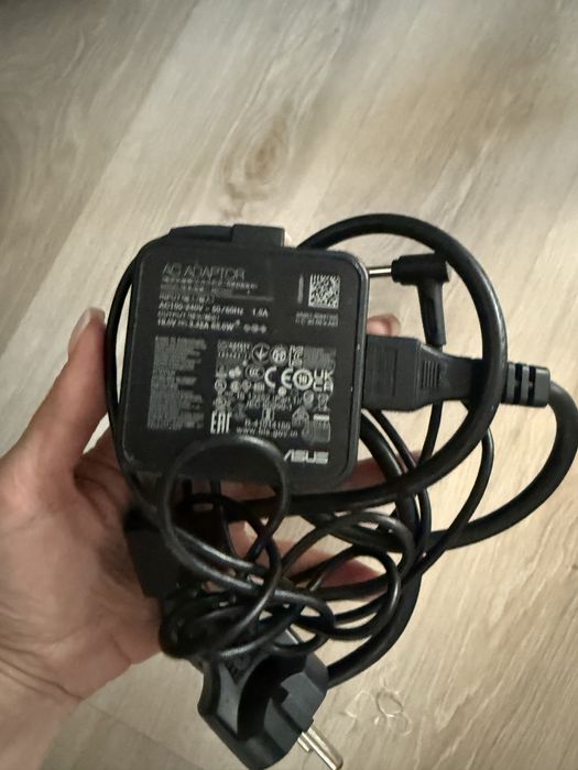 Зарядка/адаптер для ноутбука asus