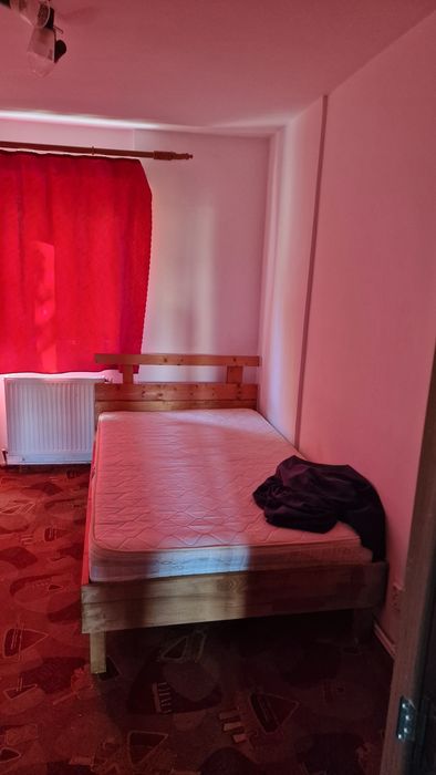 2 camere de inchiriat